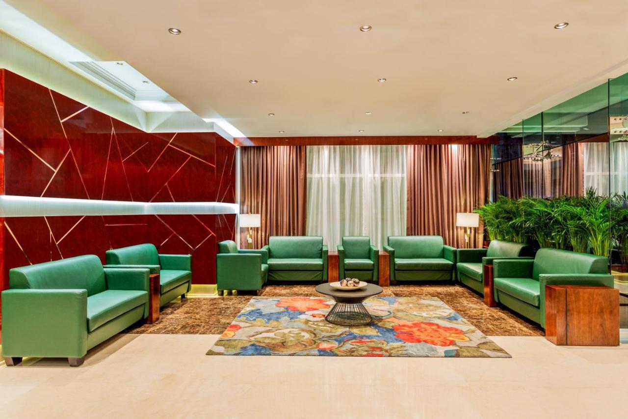 Park Regis Kris Kin Hotel Dubai Ngoại thất bức ảnh The lounge at the airport
