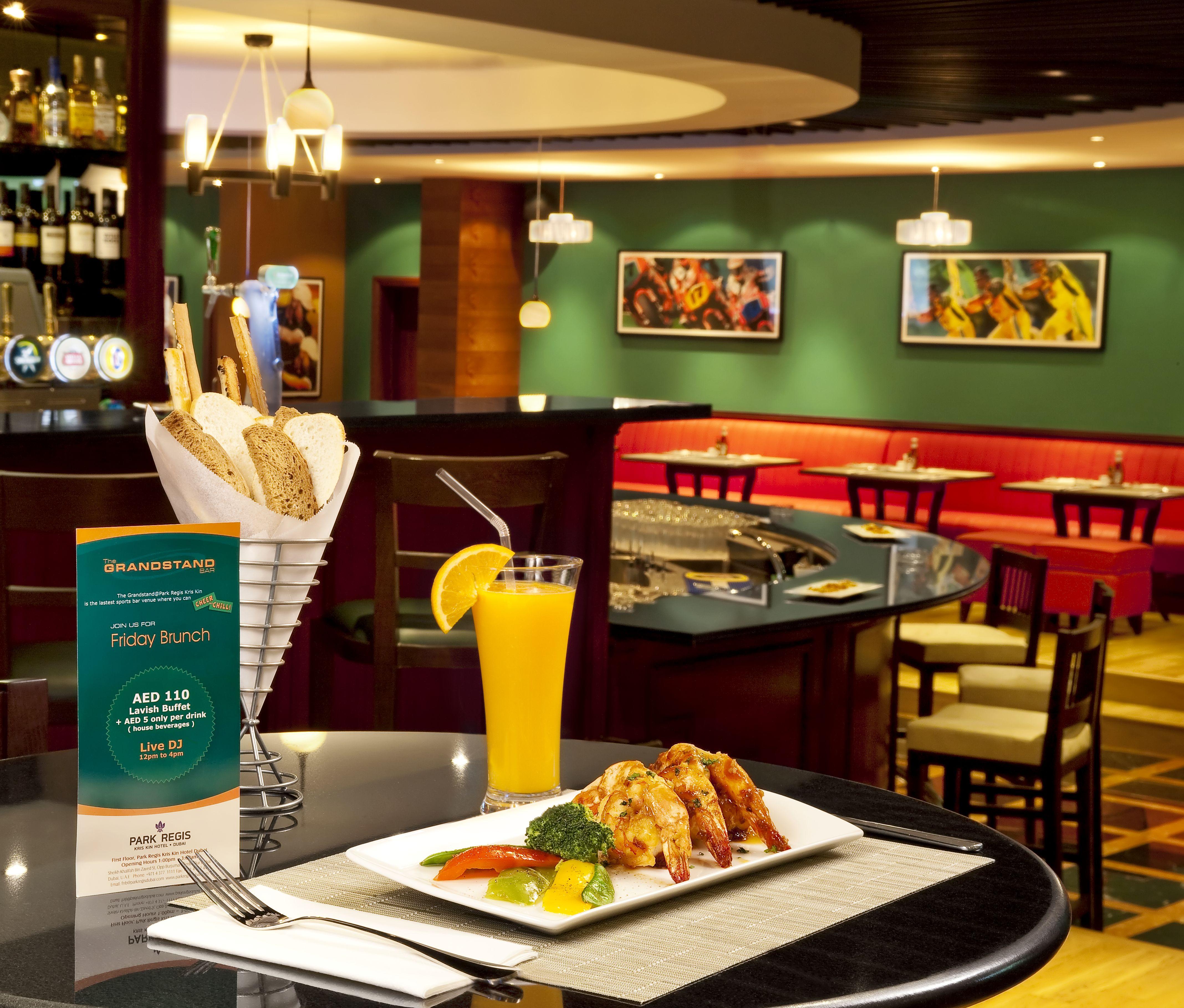 Park Regis Kris Kin Hotel Dubai Ngoại thất bức ảnh A restaurant in Dubai
