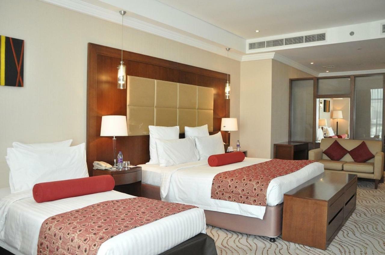 Park Regis Kris Kin Hotel Dubai Ngoại thất bức ảnh A room at the hotel